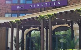 Hotel Nineteen